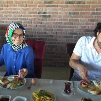 Toplantının en genç üyesi Yavuz Selim Genç ve ailesi; Diş Hekimi Elif Genç, İnşaat Mühendisi Emre Genç