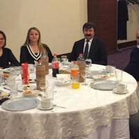 Ayşegül Karakadılar, Ayşe Çapçı, Dr. İsmail Çapçı, Serhat Duyar, Çetin Mut