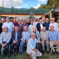 Selim-Ömer Uğur ve toplantıya katılanlar