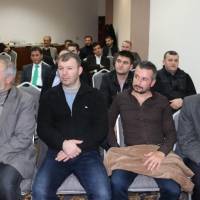 Eski Derince Milli Eğitim Müdürü Remzi Turan, Mimar Fatih Şimşek, Yunkes Bilgisayar Yöneticisi Mustafa Keskin, Tüpraş 50. Yıl Anadolu Lisesi Müdürü Veysel Okudan ve toplantıya katılanlar