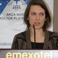 Kocaeli Üniversitesi Fen Edebiyat Fakültesi Araştırma Görevlisi Elif Cerrahoğlu