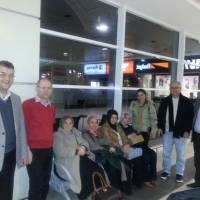 Hasan Uzunhasanoğlu, Mustafa Toka, Nursel Okyar, Halime Toka, Elvan Mut, Emine Uzunhasanoğlu, Ümmühani Özen, Ahsen Okyar, Çetin Mut, Antalya Havalimanın da