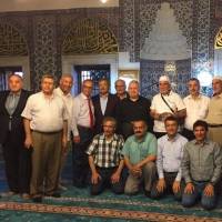 Takkeci İbrahim Çavuş Camiindeki toplantıya katılanlar